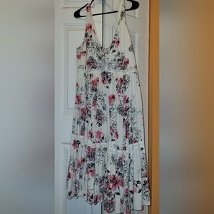 Torrid Size 4 maxi floral dress